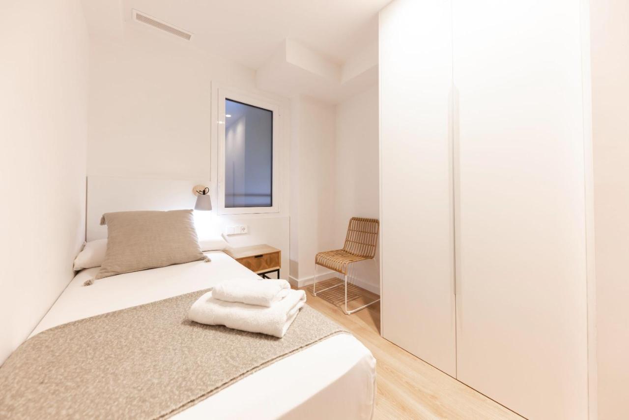 Bravissimo Falco, 3 Bedrooms And Balcony Girona Eksteriør bilde