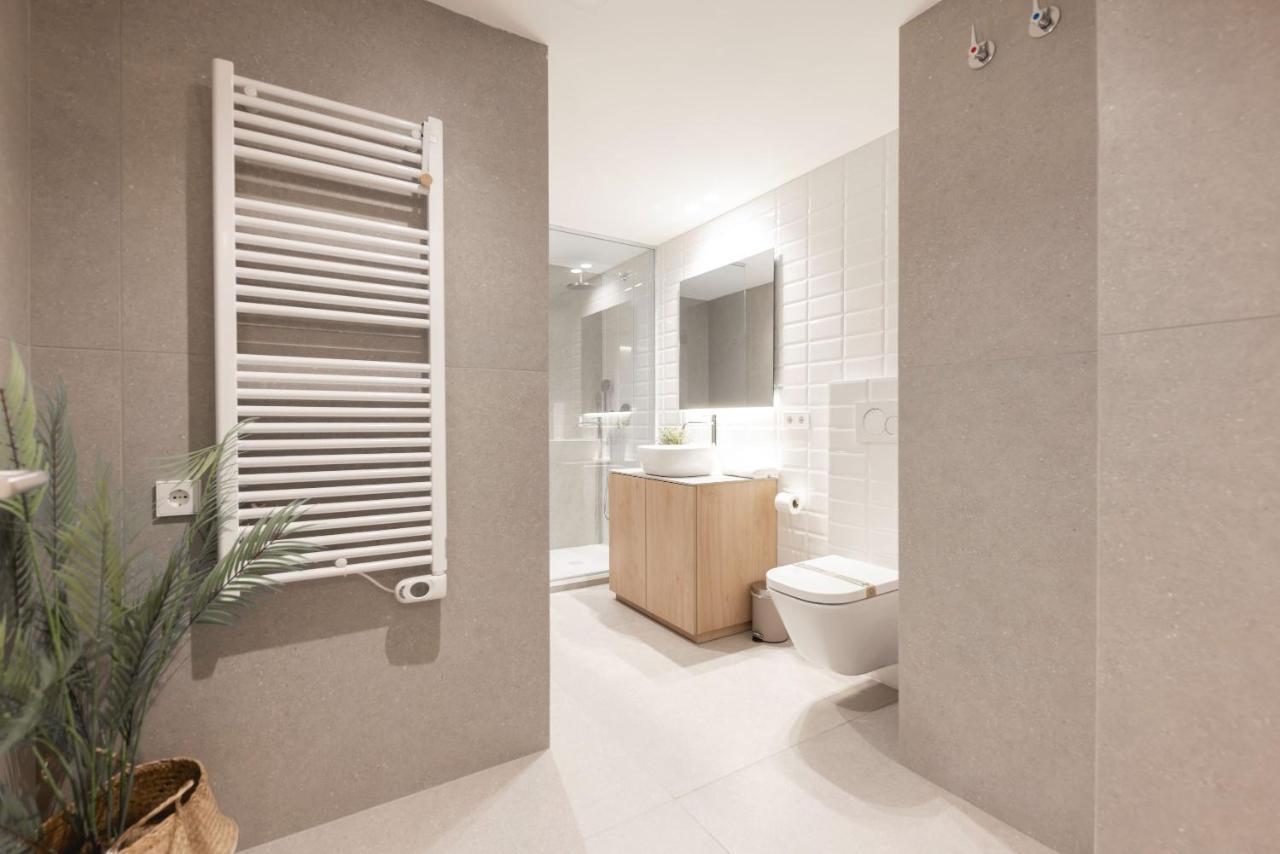 Bravissimo Falco, 3 Bedrooms And Balcony Girona Eksteriør bilde